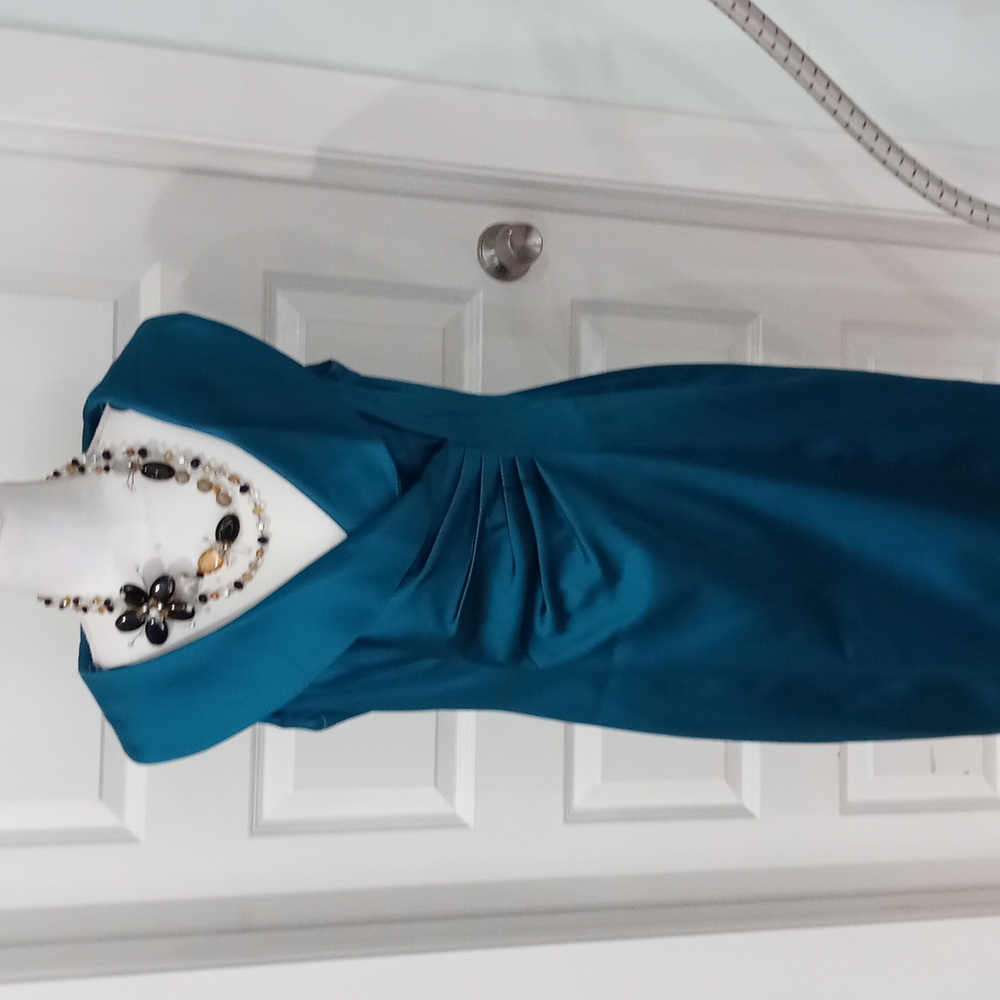 Elegant Turquoise Dress from Kay Unger
